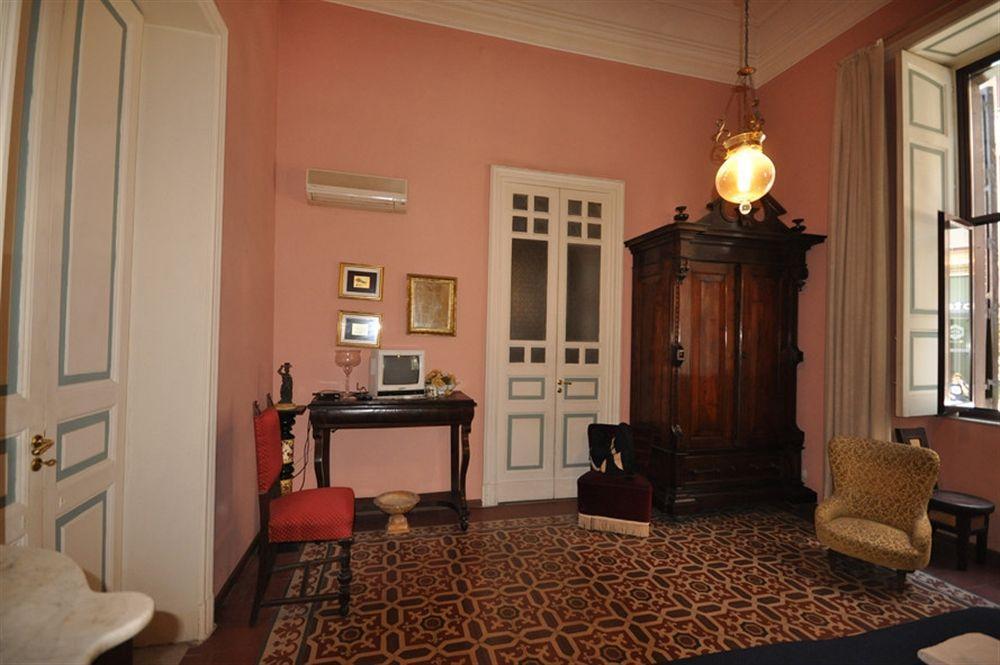 Bed and Breakfast A Casa Di Laura Katania Zewnętrze zdjęcie
